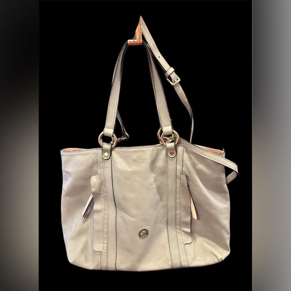 A Bellucci Italian Leather Handbag